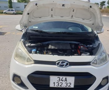 Hyundai Grand i10 2015 - Màu trắng, nhập khẩu nguyên chiếc