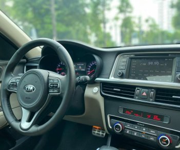 Kia Optima 2017 - Màu đen, giá chỉ 630 triệu