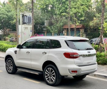 Ford Everest 2019 - Màu trắng, biển Hà Nội