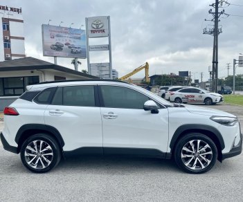 Toyota Corolla Cross 2021 - Trắng ngọc trai - Siêu lướt