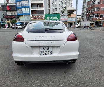 Porsche Panamera 2011 - Turbo mới nhất Việt Nam, full option: Smart key, nâng hạ gầm, rađa, rèm điện, nội thất carbon, dàn loa Burmester 500tr