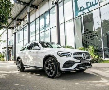 Mercedes-Benz GLC 300 2022 - Sẵn xe ưu đãi sốc - hỗ trợ 50% trước bạ - trả trước 770tr