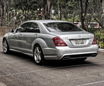 Mercedes-Benz S400 2009 - Màu bạc, xe nhập