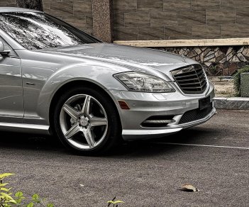 Mercedes-Benz S400 2009 - Màu bạc, xe nhập