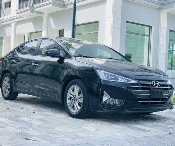 Hyundai Elantra 2019 - Màu đen giá cạnh tranh