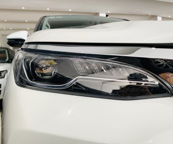 Toyota Fortuner 2021 - Máy dầu, cực đẹp