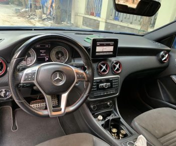 Mercedes-Benz A250 2014 - Màu xanh lam, nhập khẩu