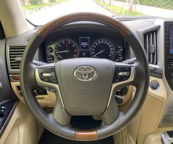 Toyota Land Cruiser 2016 - Hỗ trợ ngân hàng 70%