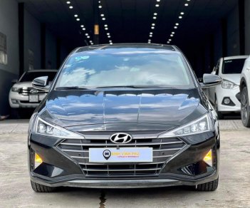 Hyundai Elantra 1.5 AT  2019 - — Sản Xuất 2019 cá nhân một chủ 