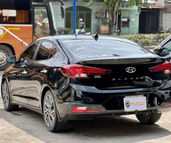 Hyundai Elantra 1.5 AT  2019 - — Sản Xuất 2019 cá nhân một chủ 