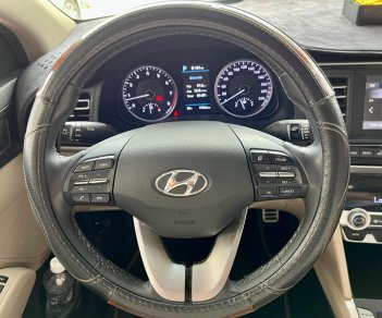 Hyundai Elantra 1.5 AT  2019 - — Sản Xuất 2019 cá nhân một chủ 