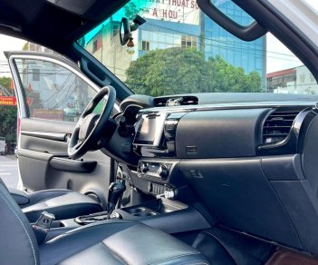 Toyota Hilux 2019 - Xe đẹp giá tình yêu