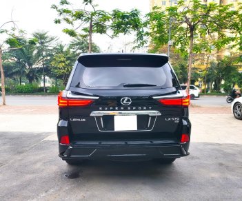 Lexus LX 570 2019 - Màu đen, tên công ty