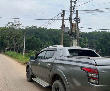 Mitsubishi Triton 2015 - Màu xám, xe nhập