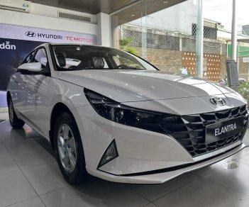 Hyundai Elantra 2022 - Giá nhập kho - Giảm giá - Xe sẵn Hyundai Bà Rịa