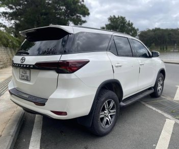 Toyota Fortuner 2017 - Xe màu trắng