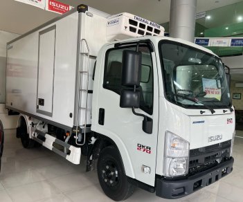 Isuzu QKR 2022 - Thương hiệu thùng quyền nói lên tất cả