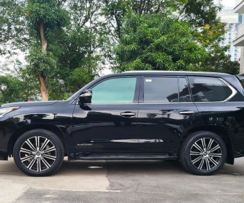 Lexus LX 570 2019 - Màu đen, tên công ty