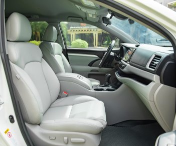 Toyota Highlander 2016 - Nhập Mỹ, màu trắng