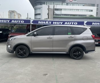 Toyota Innova 2018 - Màu xám, giá ưu đãi