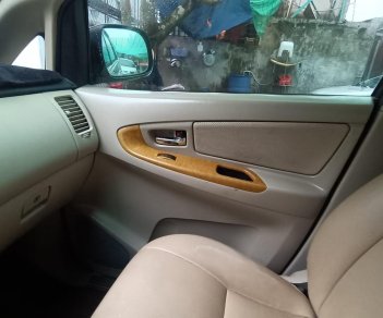 Toyota Innova 2008 - Xe màu bạc, giá 189tr