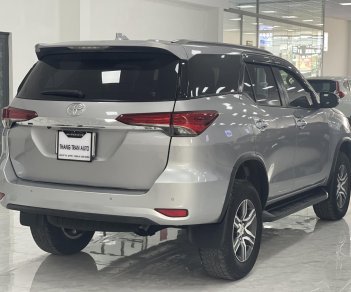 Toyota Fortuner 2020 - Xe 1 chủ đi giữ gìn + đã lên nhiều option, giấy tờ đầy đủ. Liên hệ giá thương lượng