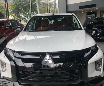 Mitsubishi Triton 2022 - Xe nhập khẩu có sẵn giao liền + tặng bảo hiểm thân xe + tặng 8 món phụ kiện + hỗ trợ giá tốt