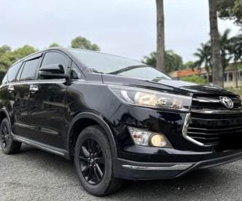 Toyota Innova 2018 - Xe màu đen