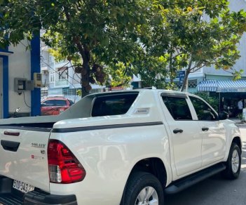 Toyota Hilux 2019 - Màu trắng giá cạnh tranh