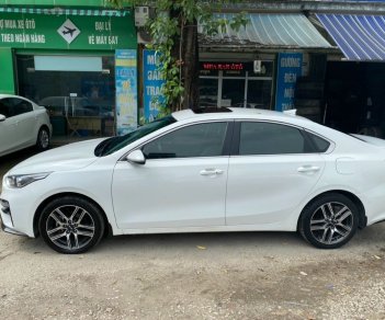 Kia Cerato 2019 - Màu trắng, giá cực tốt