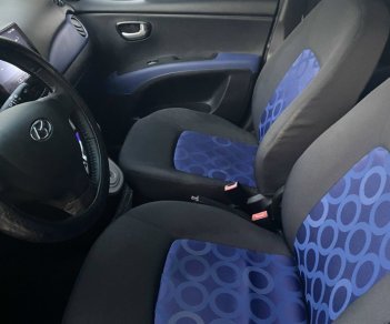 Hyundai Grand i10 2010 - Bán xe đăng ký lần đầu 2011, còn mới giá tốt 220tr, xe rin từ trong ra ngoài