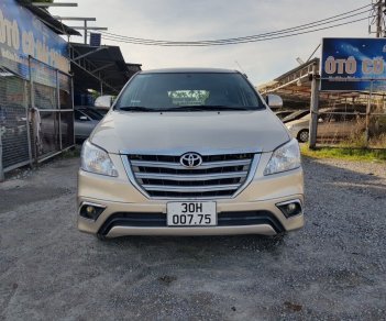 Toyota Innova 2015 - Xe gia đình giá chỉ 348tr