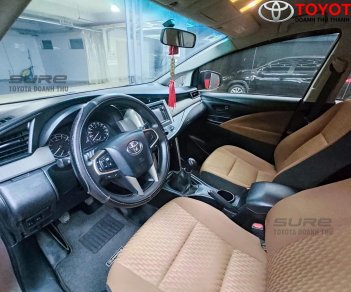 Toyota Innova INNOVA 2.0E 2019 - Cần bán gấp Toyota Innova INNOVA 2.0E đời 2019 K dịch vụ