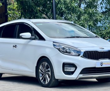 Kia Rondo 2.0 gat 2018 - — Kia Rondo 2.0 AT màu trắng biển tỉnh  -- Sản Xuất 2018 