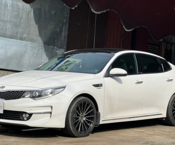 Kia Optima 2.0 2017 - — Kia Optima 2.0 GATH màu trắng biển tỉnh   — Sản Xuất 2017 