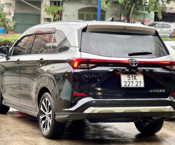 Toyota Veloz 1.5 AT  2022 - Toyota VELOZ Cross 1.5CVT bản Top màu đen biển HCM  