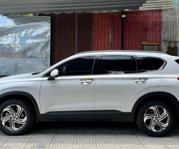 Hyundai Santa Fe 2.2 2022 - Hyundai_santafe 2.2 dầu màu trắng biển tỉnh.  -- Xe sản xuất 2022  