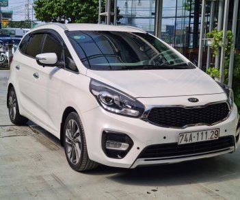 Kia Rondo 2018 - Màu trắng, chương trình tặng 100% thuế trước bạ, hỗ trợ góp bank