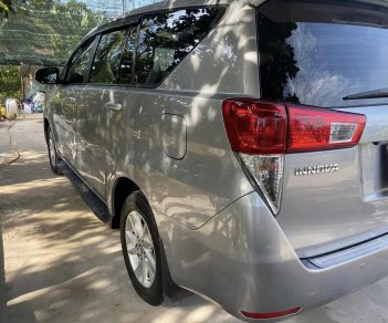 Toyota Innova 2017 - Màu bạc, 525tr