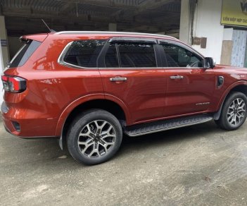 Ford Everest 2022 - Biển số Hà Nội