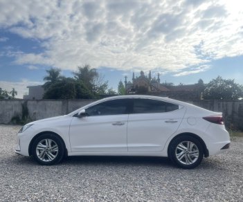 Hyundai Elantra 2020 - Ít sử dụng, giá chỉ 590tr