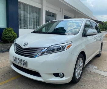 Toyota Sienna 2017 - Xe màu trắng, xe nhập