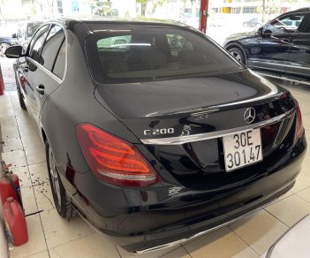 Mercedes-Benz C200 2015 - Màu đen giá ưu đãi