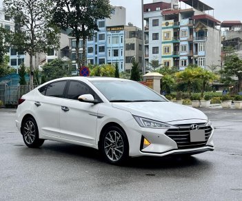 Hyundai Elantra 2021 - Form mới thể thao mạnh mẽ khoẻ khoắn