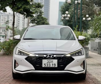 Hyundai Elantra 2019 - Ít sử dụng, giá chỉ 605tr