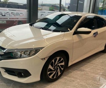 Honda Civic 2018 - Màu trắng, giá tốt, giao ngay