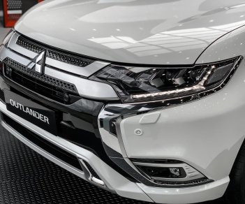 Mitsubishi Outlander 2022 - [Giao Ngay] - Tặng phiếu nhiên liệu + phụ kiện chính hãng - Giá tốt nhất khu vực