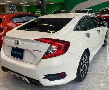 Honda Civic 2018 - Màu trắng, giá tốt, giao ngay