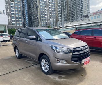 Toyota Innova 2017 - Biển SG, giá sập sàn mua xe tại hãng