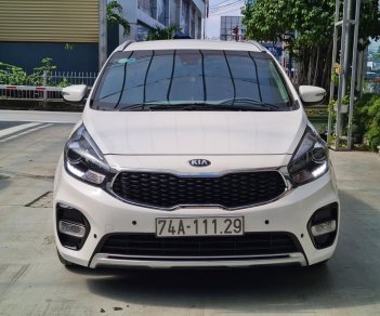 Kia Rondo 2018 - Màu trắng, chương trình tặng 100% thuế trước bạ, hỗ trợ góp bank